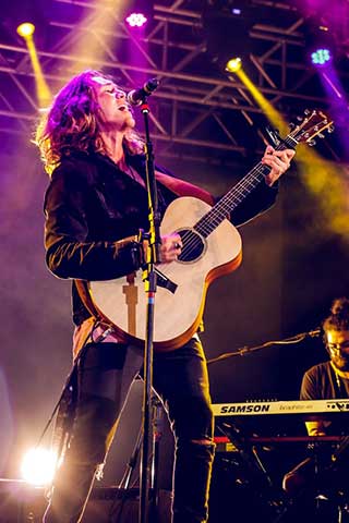 musical isntrument maker featuring artist 1.jpg